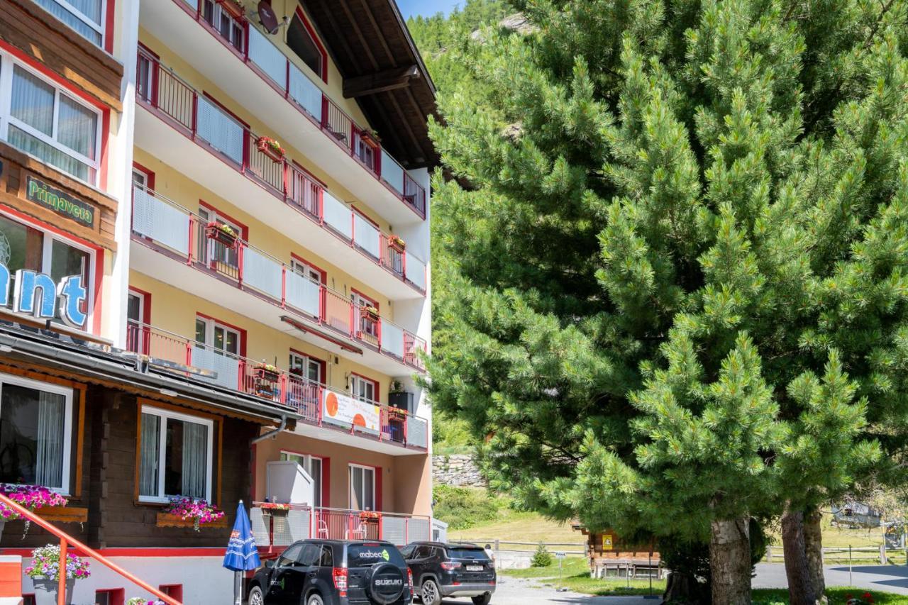 Haus Aurora Apartment Saas-Grund Exterior foto