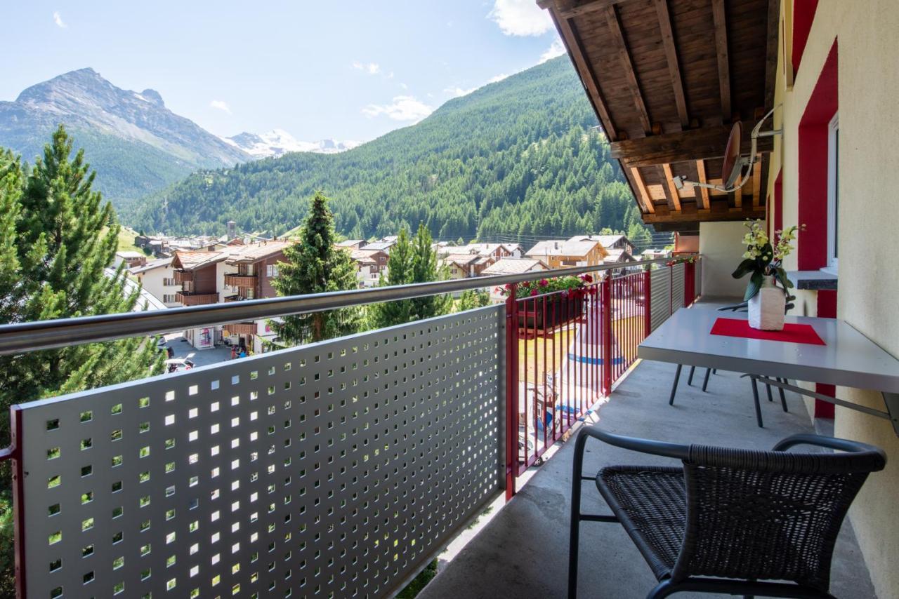 Haus Aurora Apartment Saas-Grund Exterior foto